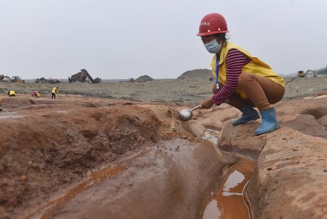 江口沉银遗址出土“蜀世子宝”金印