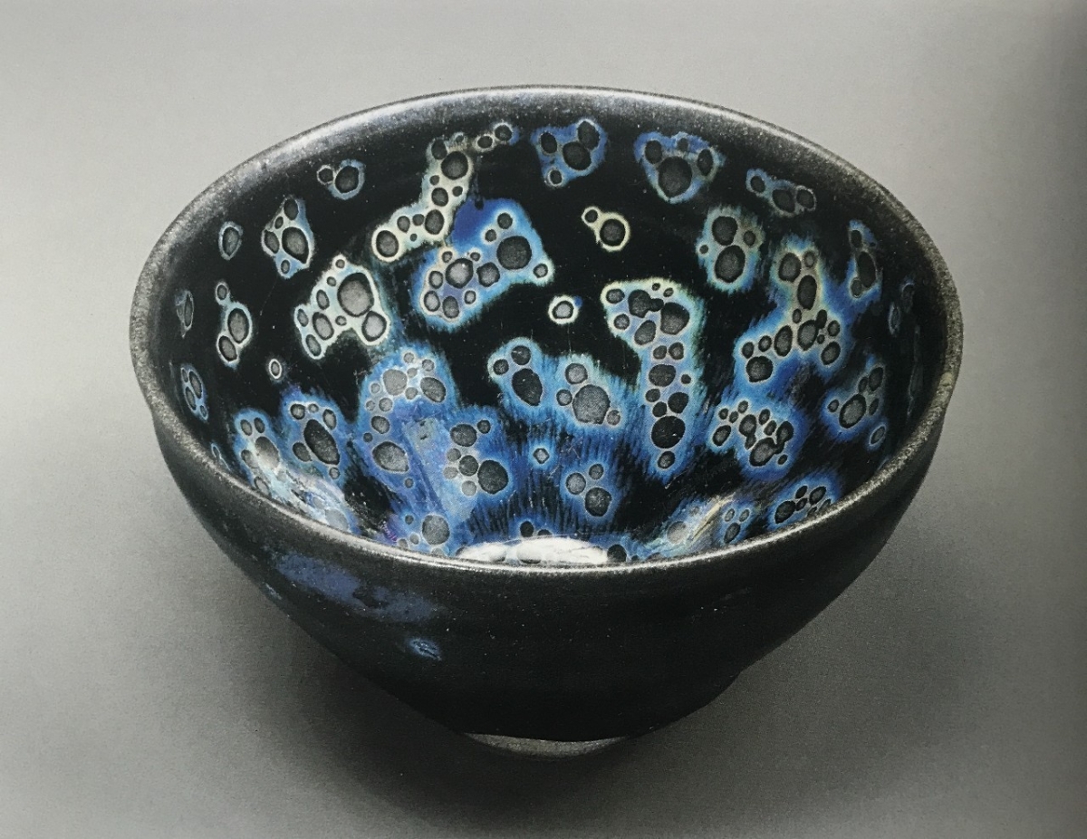 宋代  官窑 鼎式炉