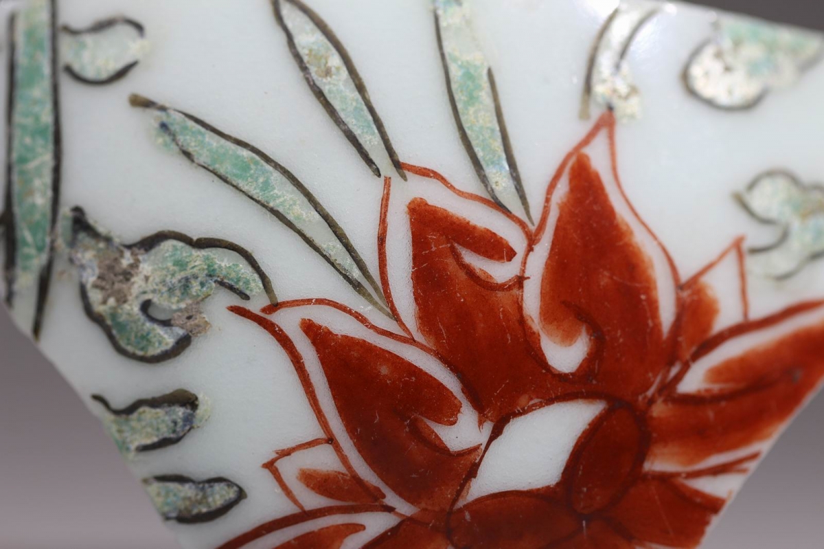 清 康熙？ 五彩 莲花