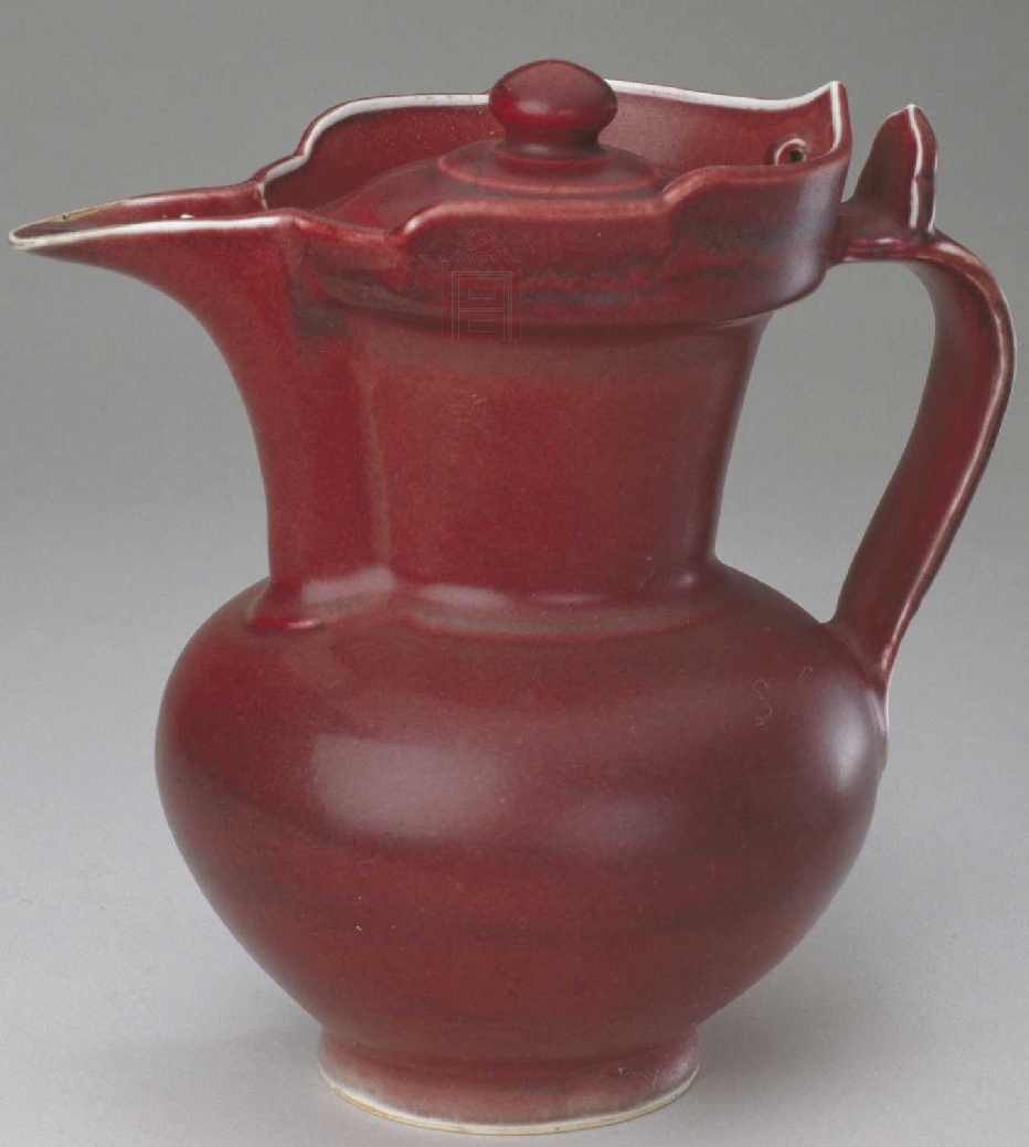 06.3 明代 宣德 明宣德霁红釉僧帽壶1.jpg