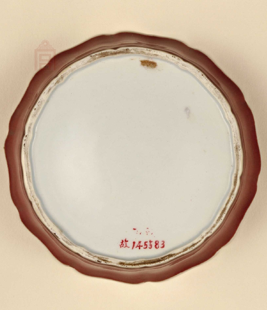 06.3 明代 宣德 鲜红釉葵花式洗4.jpg