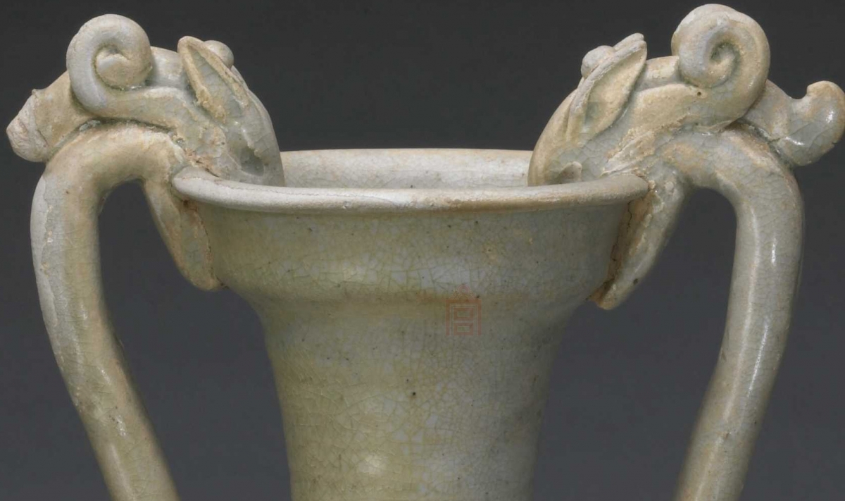 01 唐代 白釉双龙耳瓶_3.jpg