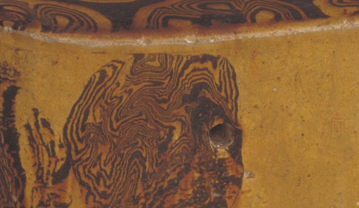 01 唐代 巩义窑绞胎枕_4.jpg