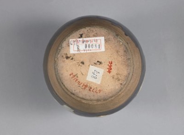 01 唐代 花瓷罐_2.jpg