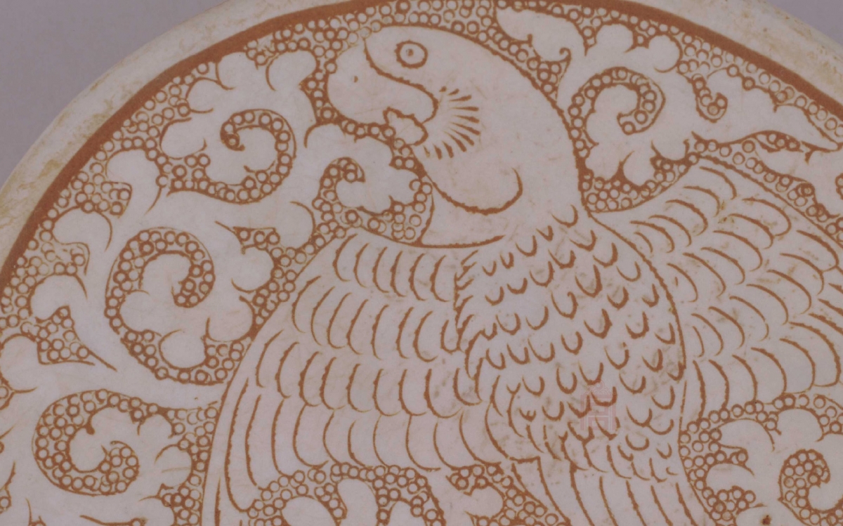 01 唐代 密县窑珍珠地鹦鹉纹枕_1.jpg