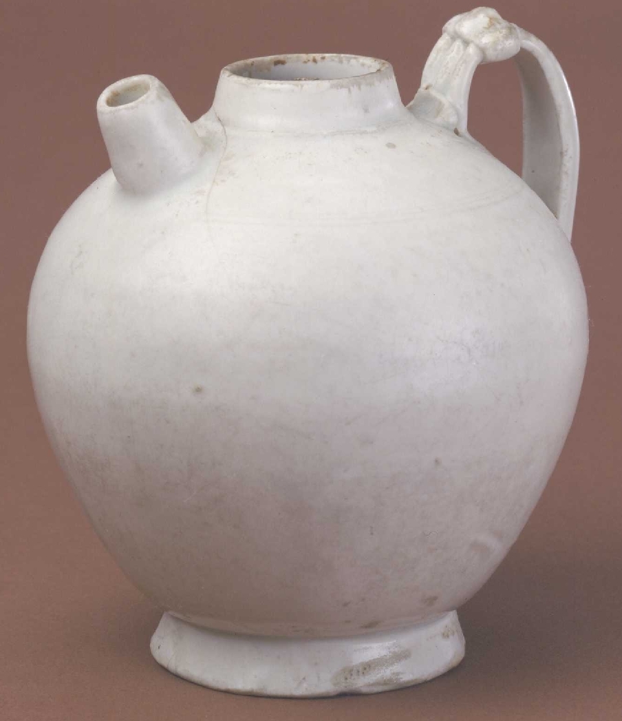 01 唐代 邢窑白釉小壶_4.jpg