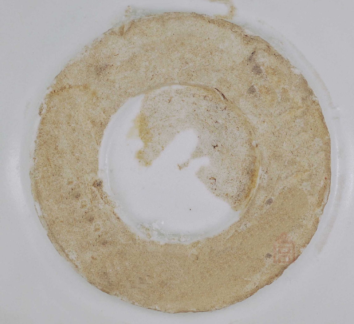 01 唐代 邢窑白釉玉璧形底碗_1.jpg