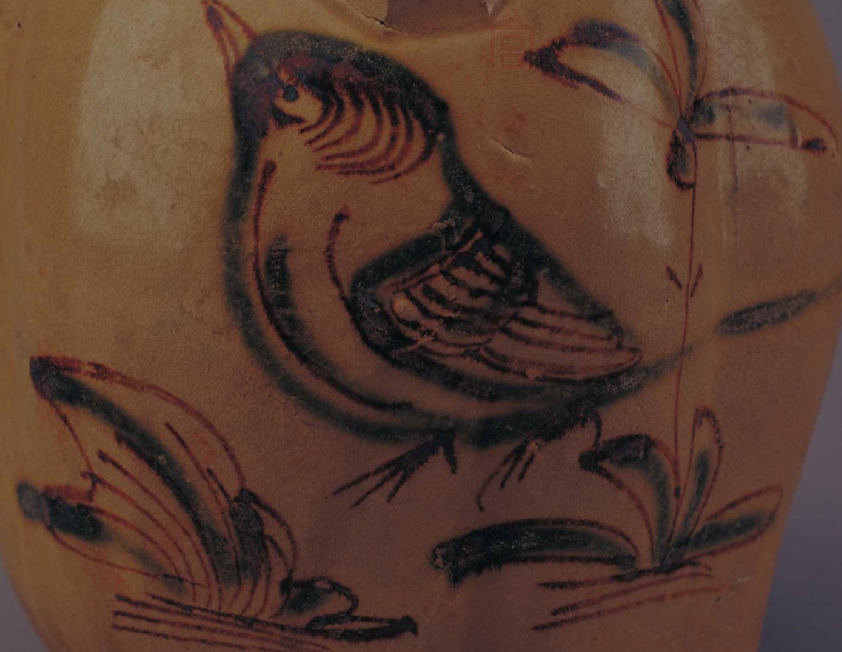 01 唐代 长沙窑彩绘花鸟纹注子_2.jpg