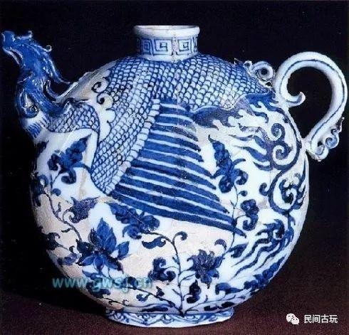 青花的色料与发色呈现的效果