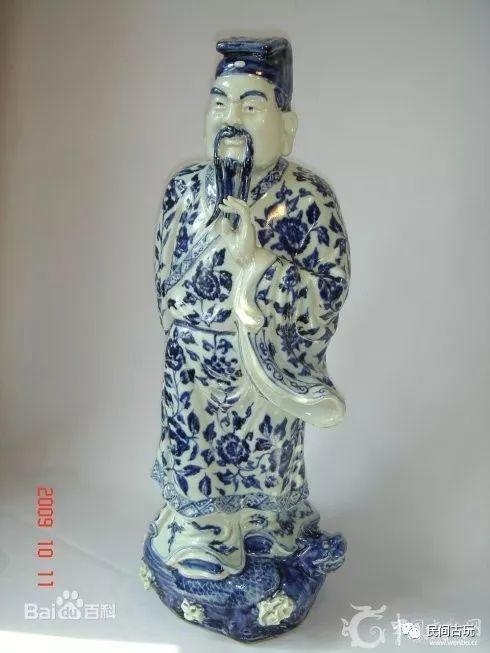 青花的色料与发色呈现的效果