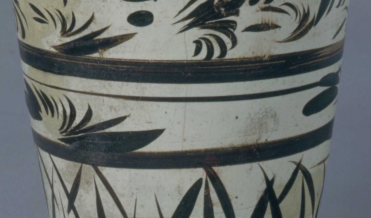 02 宋代 磁州窑白地黑花花卉纹梅瓶_07.jpg