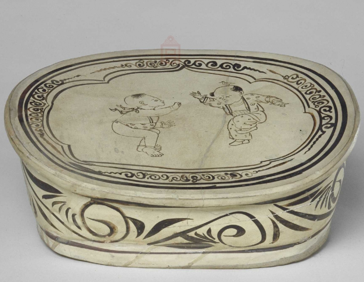 02 宋代 磁州窑白地黑花婴戏纹枕003.jpg