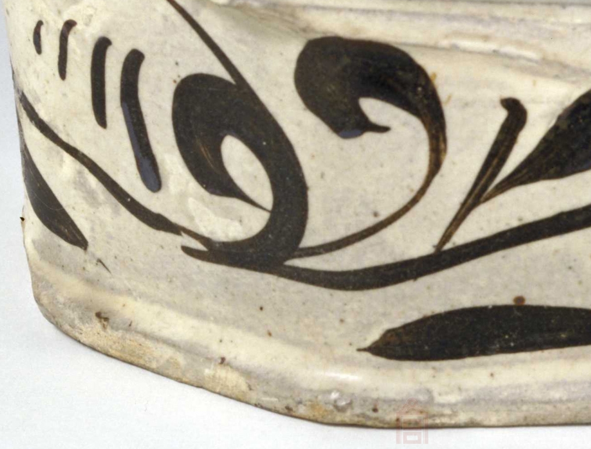 02 宋代 磁州窑白地黑花竹纹枕_2.jpg