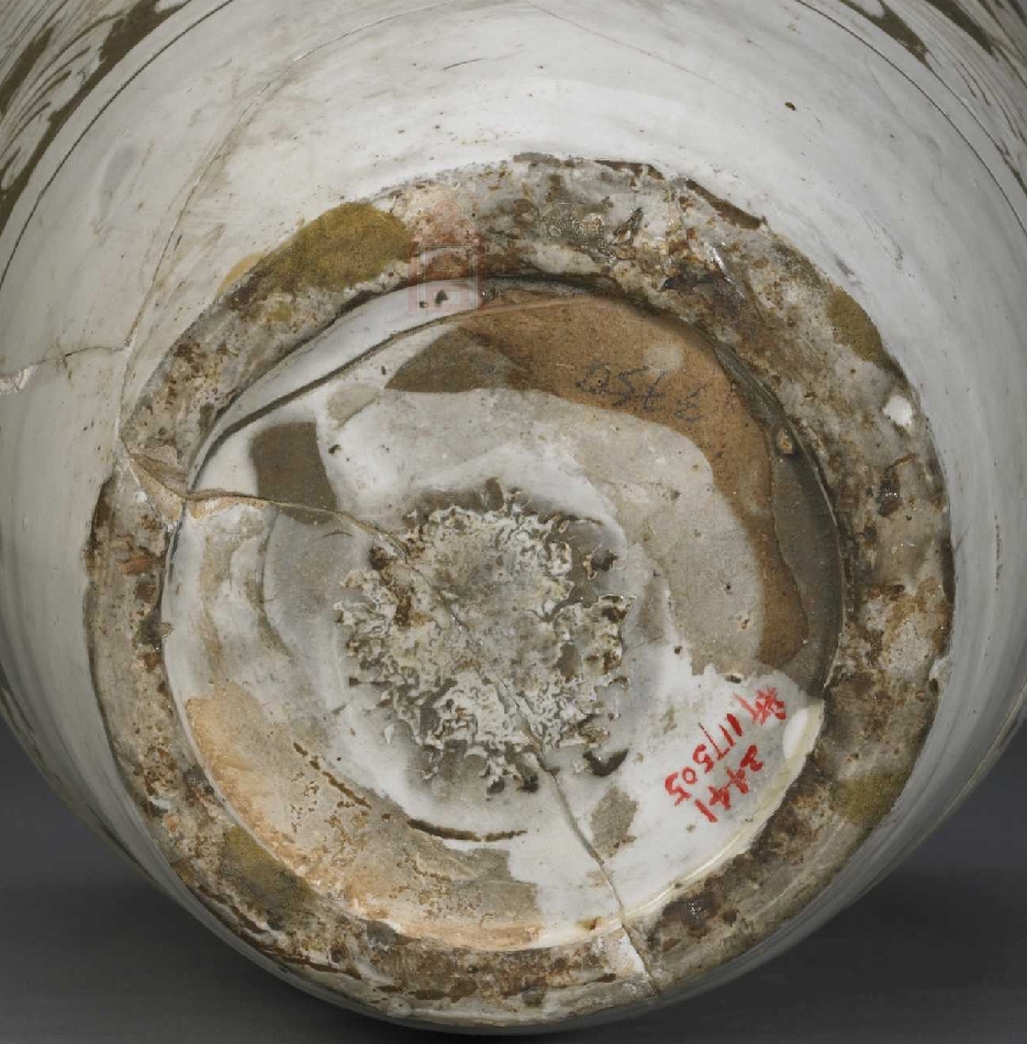 02 宋代 当阳峪窑剔花缸_07 - 副本.jpg