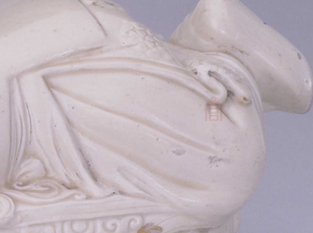 02 宋代 定窑白釉孩儿枕_8.jpg