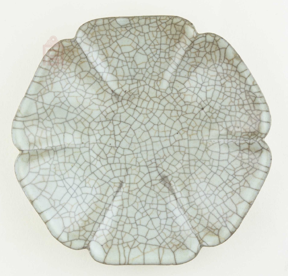 02 宋代 哥窑青釉葵瓣口盘_03.jpg