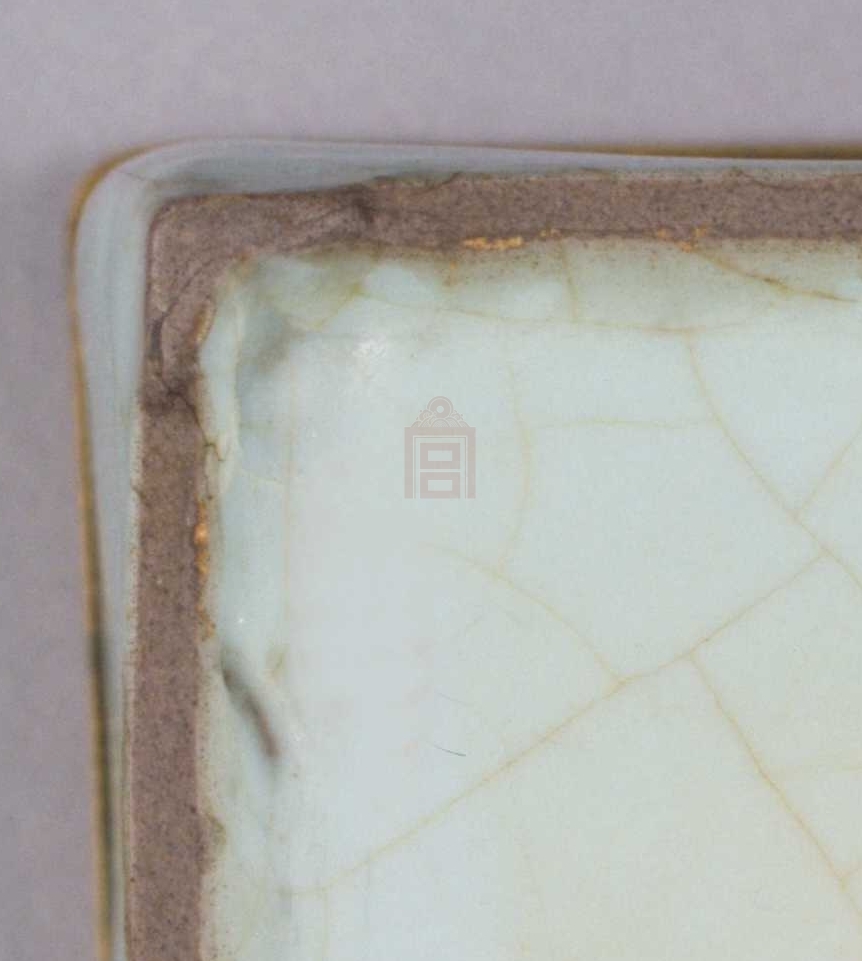 02 宋代 官窑青釉方花盆_14.jpg