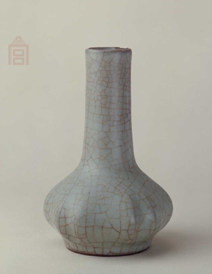 02 宋代 官窑青釉蒜头瓶_02.jpg