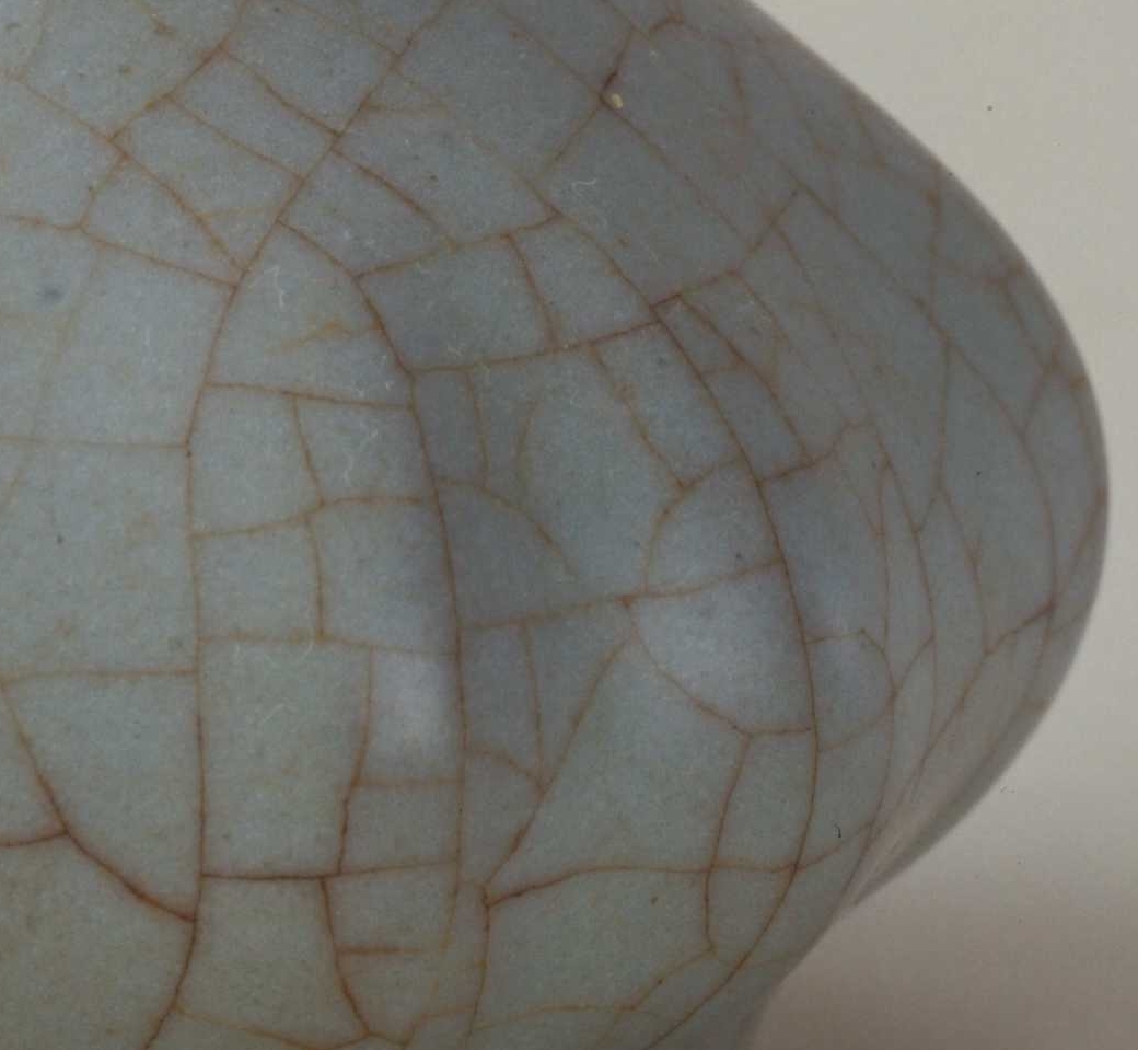 02 宋代 官窑青釉蒜头瓶_04.jpg