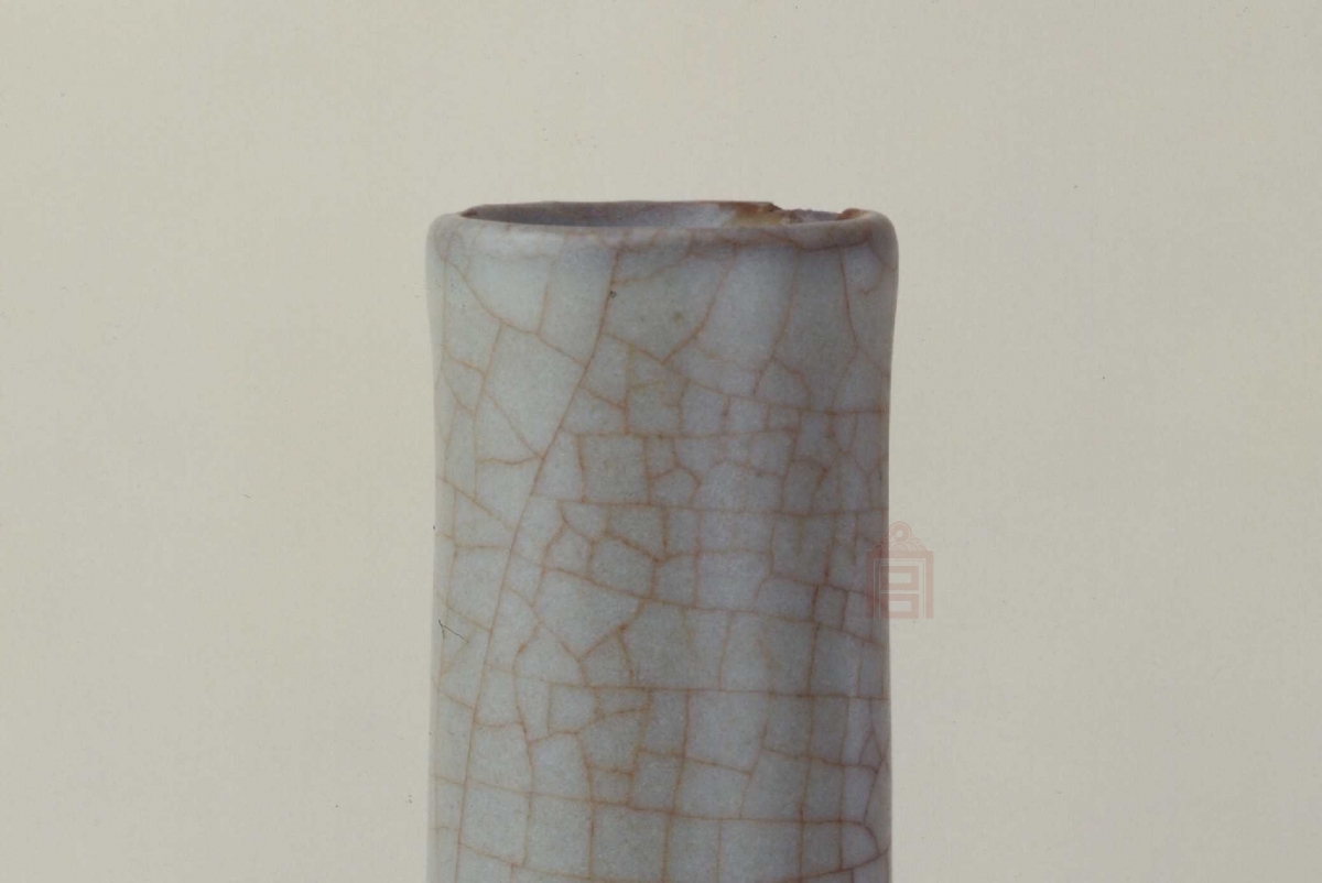 02 宋代 官窑青釉蒜头瓶_05.jpg