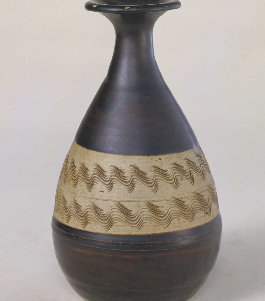 02 宋代 黑釉刻花玉壶春瓶_03.jpg