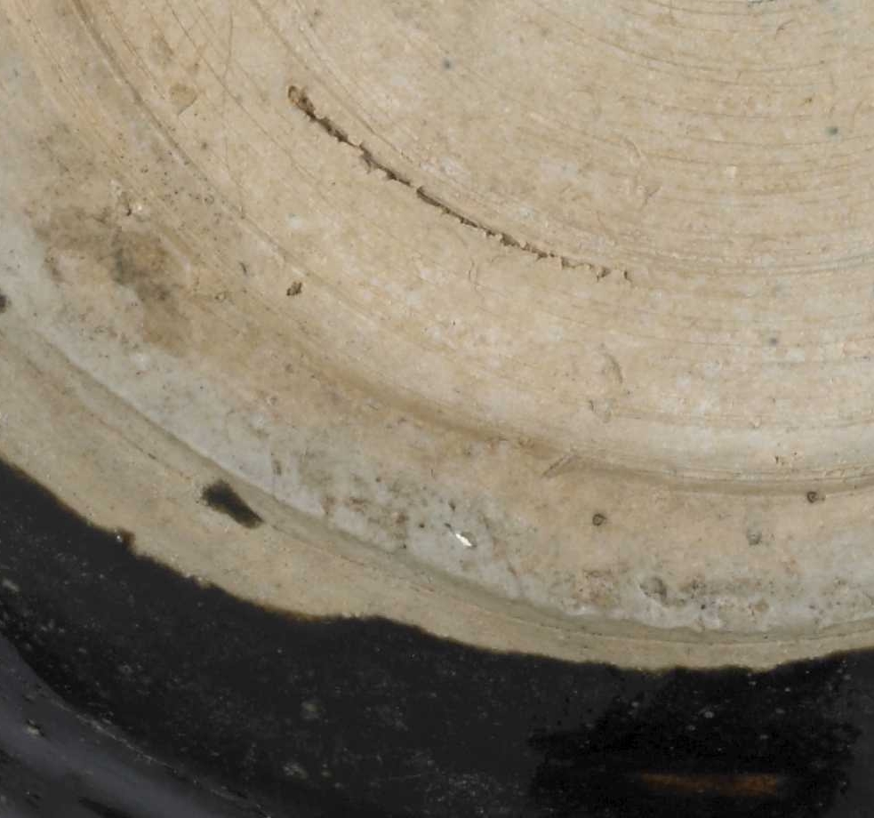 02 宋代 黑釉刻花玉壶春瓶_05.jpg