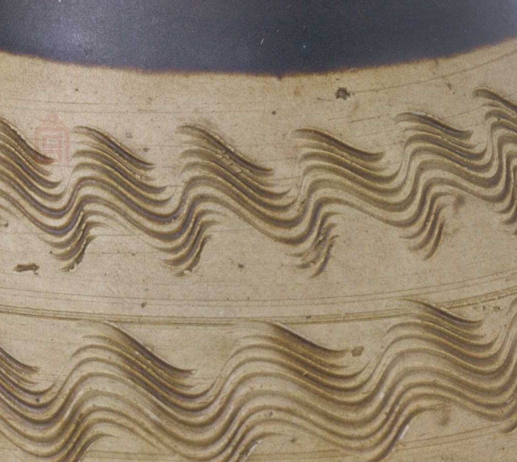 02 宋代 黑釉刻花玉壶春瓶_06.jpg