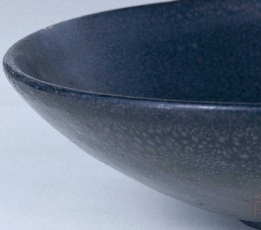02 宋代 黑釉油滴釉盘_2.jpg