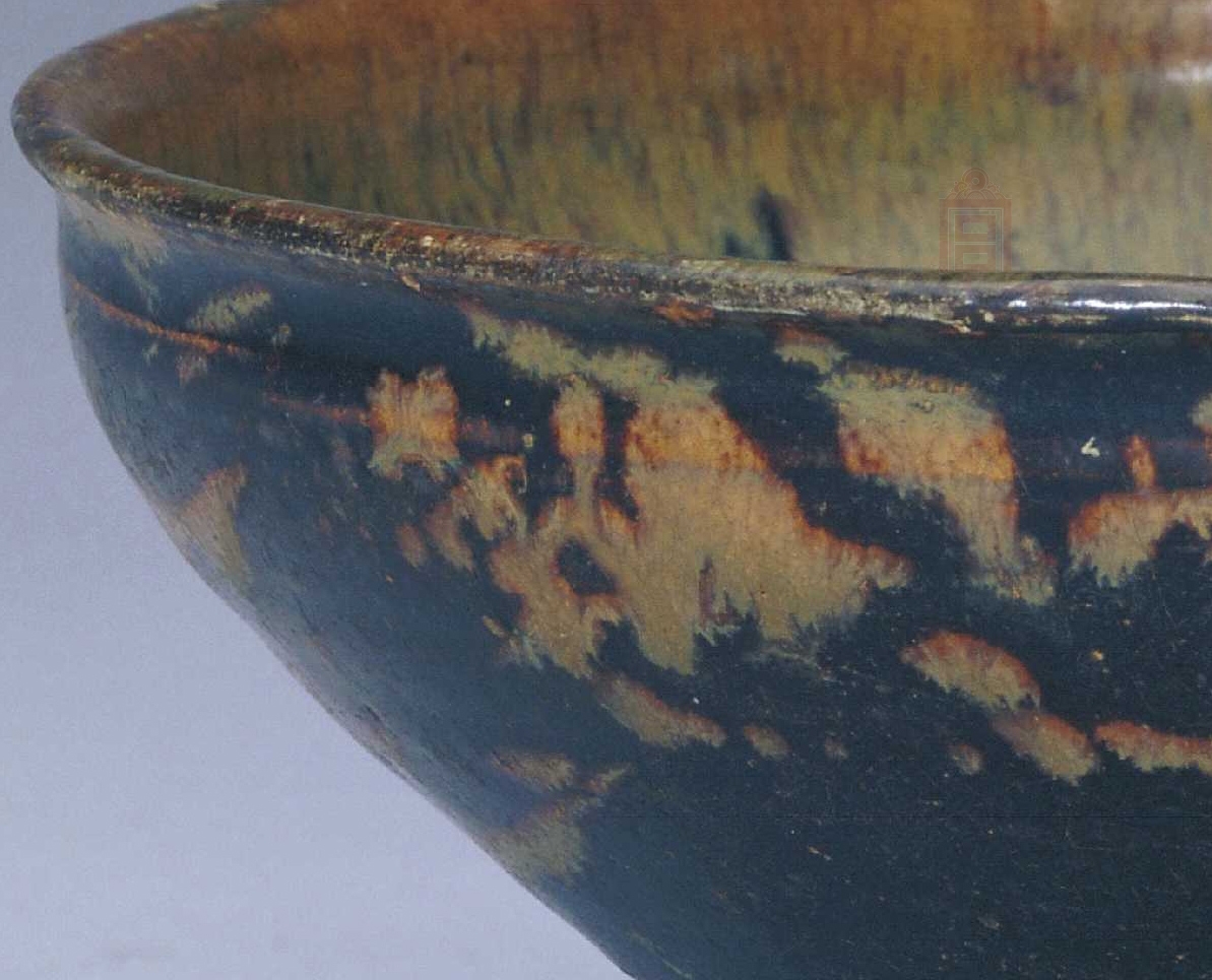 02 宋代 吉州窑黑釉剪纸贴花三凤纹碗_10.jpg