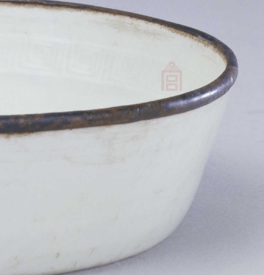 02 宋代 景德镇窑青白釉印花蟠螭纹洗_07.jpg