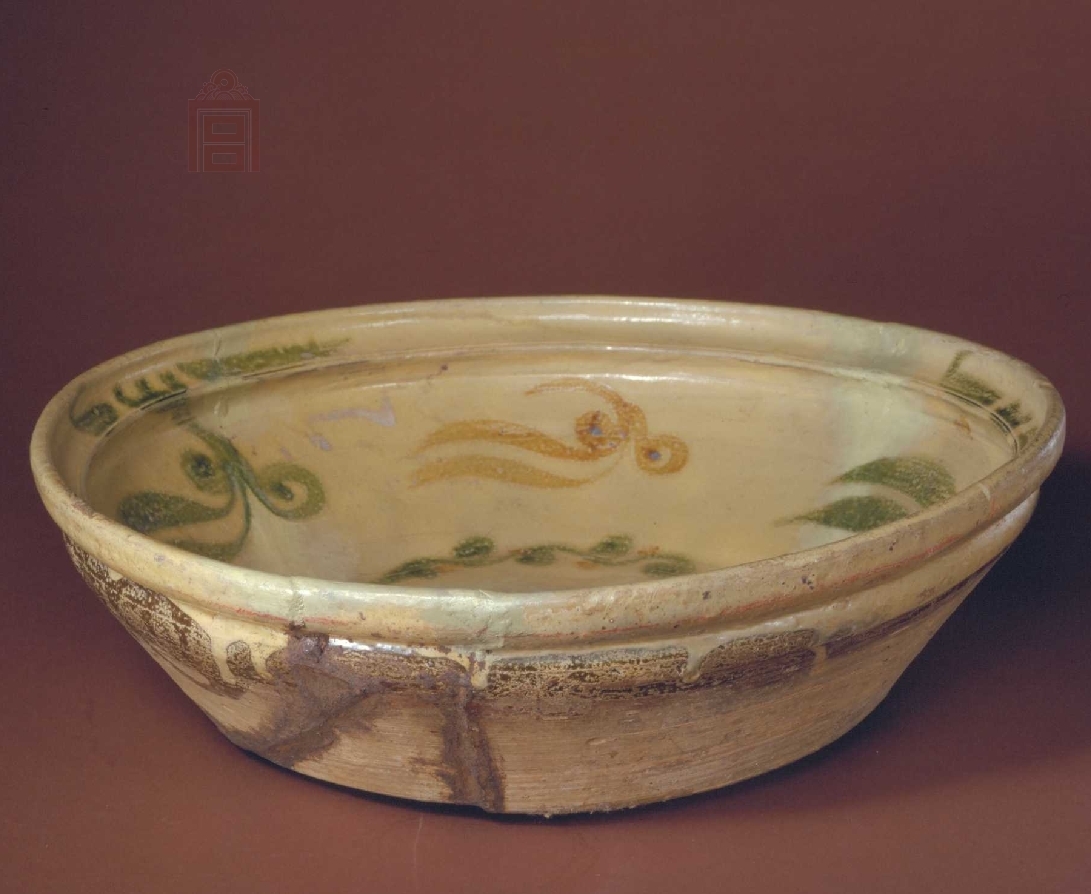 02 宋代 琉璃厂窑黄褐釉彩绘双鱼纹盆_2.jpg