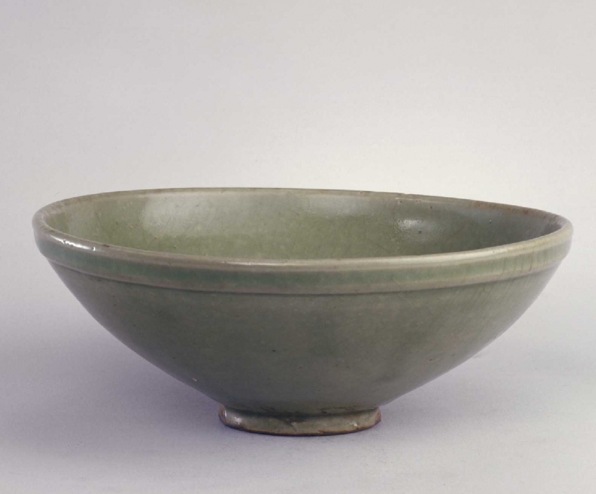 02 宋代 耀州窑青釉刻花婴戏纹碗_02.jpg