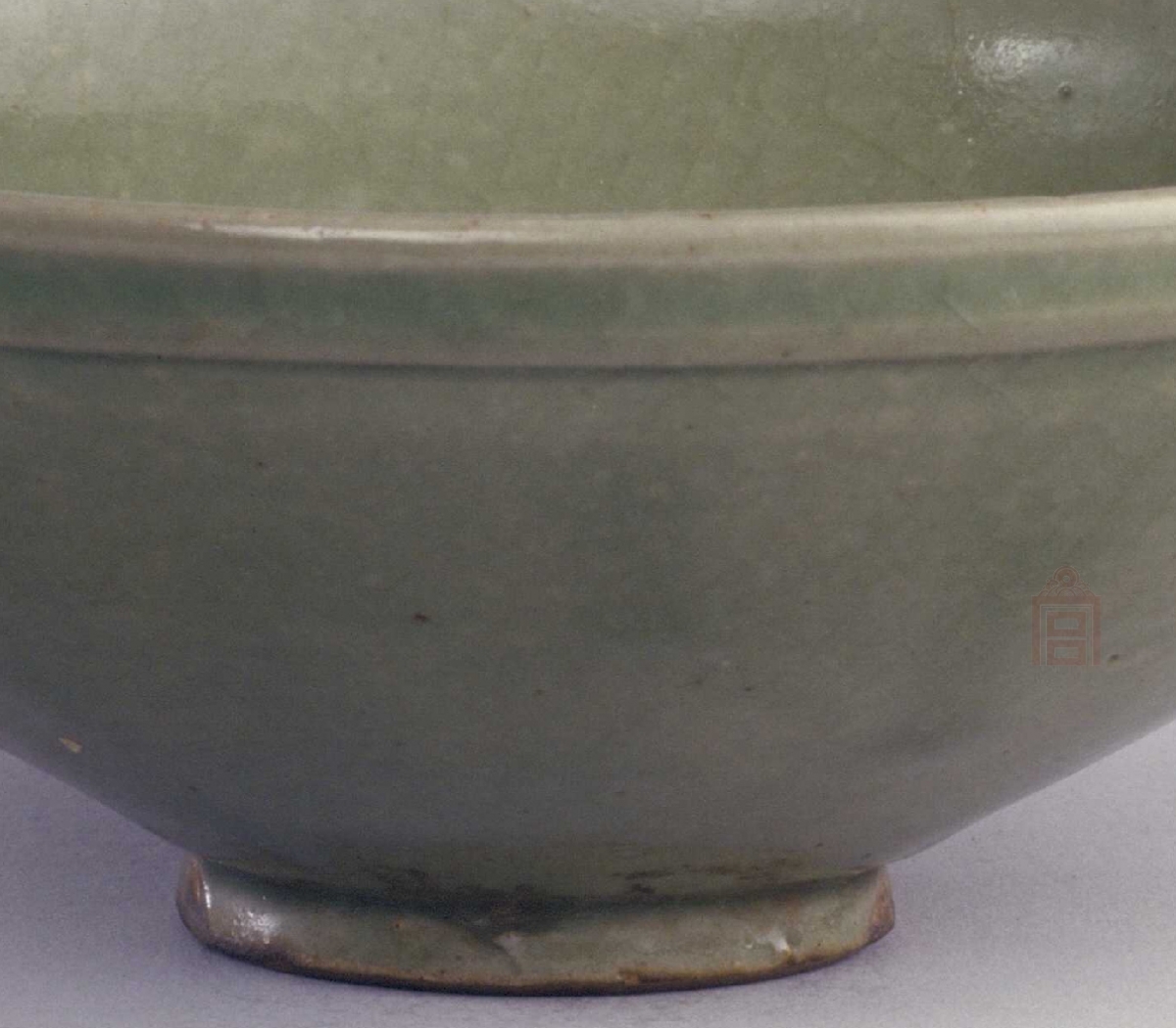 02 宋代 耀州窑青釉刻花婴戏纹碗_05.jpg