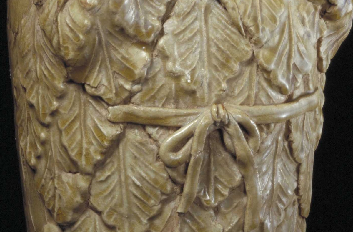 02 宋代 耀州窑青釉药王塑像_3.jpg