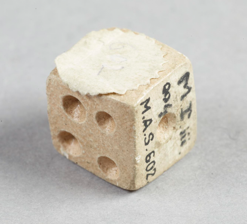 唐 骨质骰子 大英博物馆藏.png