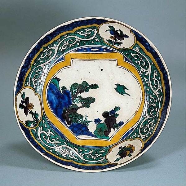 色絵壺割花鳥図平鉢　古九谷 福字底款  17世紀/江戸