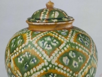 唐代 三彩盖罐 故宫 博物院藏