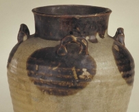 唐代 邛窑青釉褐彩四系罐 故宫 博物院藏