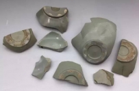 越窑秘色瓷 玉璧底 “盈字款”“十字款”西安大明宫遗址出土