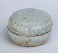 宋代 景德镇窑青白釉印花盒 |故宫