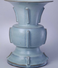 宋代 钧窑月白釉出戟尊 |故宫