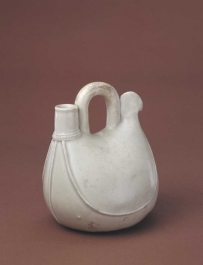 唐代 邢窑白釉皮囊式壶 | 故宫博物院