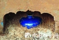 明代·嘉靖年 宝石蓝釉 梅瓶 刚出土时 瓷色 原始 釉色