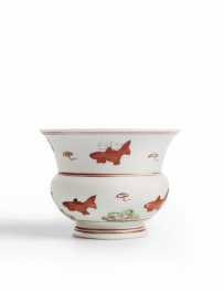 明正德 红绿彩鱼藻纹渣斗300万|苏富比