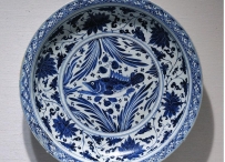 元青花鱼藻纹折沿瓷盘  直径45.7cm|波士顿美术馆藏