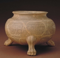 唐代 巩义窑 绞胎 三足炉 故宫博物院藏