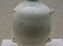 定窑白瓷穿带瓶  北宋  河北省曲阳县文物保管所