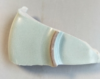 龙泉窑  铁足 7178