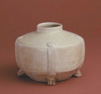 唐代 青釉四足罐 故宫博物院藏