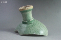 G-85 元代龙泉窑高足杯